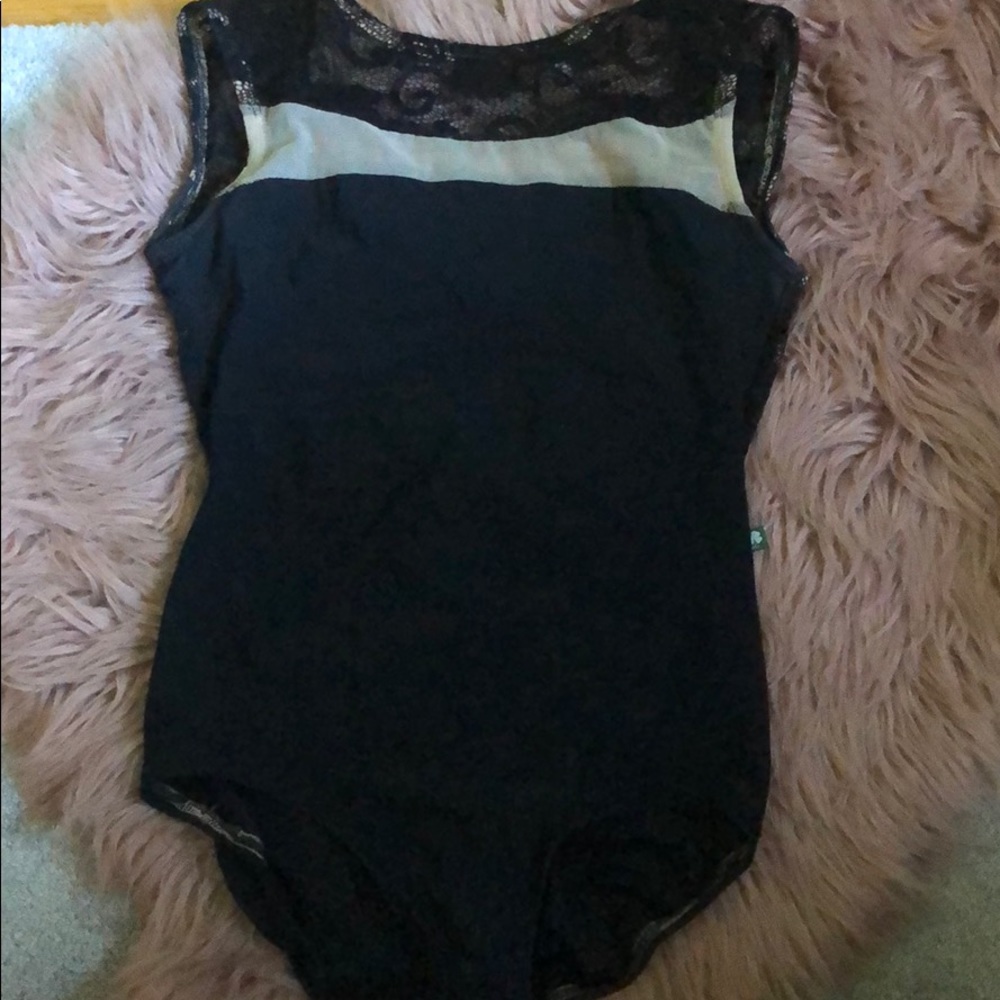 Custom Black and Nude Eclipse Style LuckyLeo